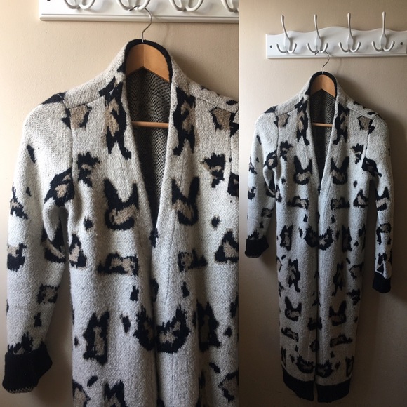 Leopard duster